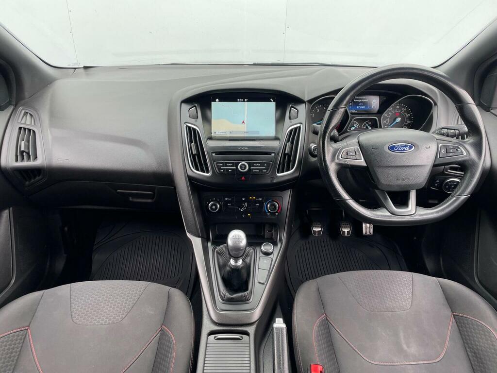 Ford Focus Hatchback 1.0T Ecoboost St-line Euro 6 Ss EP17GUX Black #2