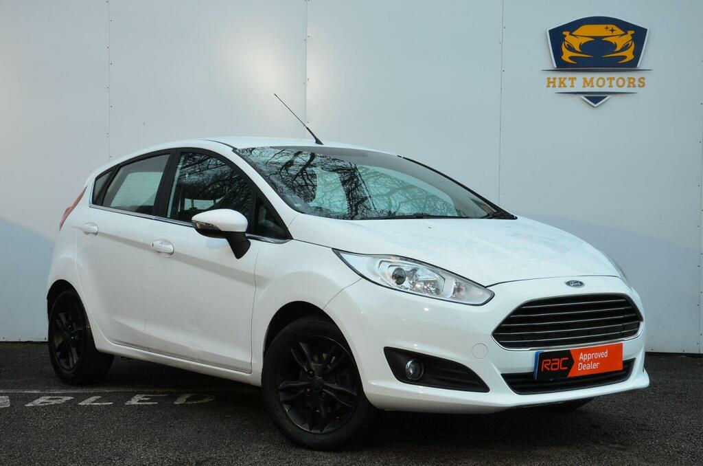 Ford Fiesta Hatchback 1.0T Ecoboost Zetec Euro 5 Ss 20 White