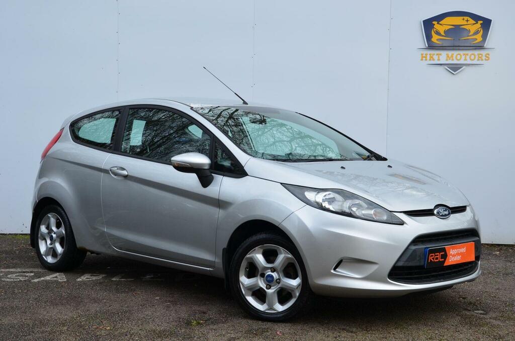 Ford Fiesta Hatchback 1.25 Edge 201111 Silver
