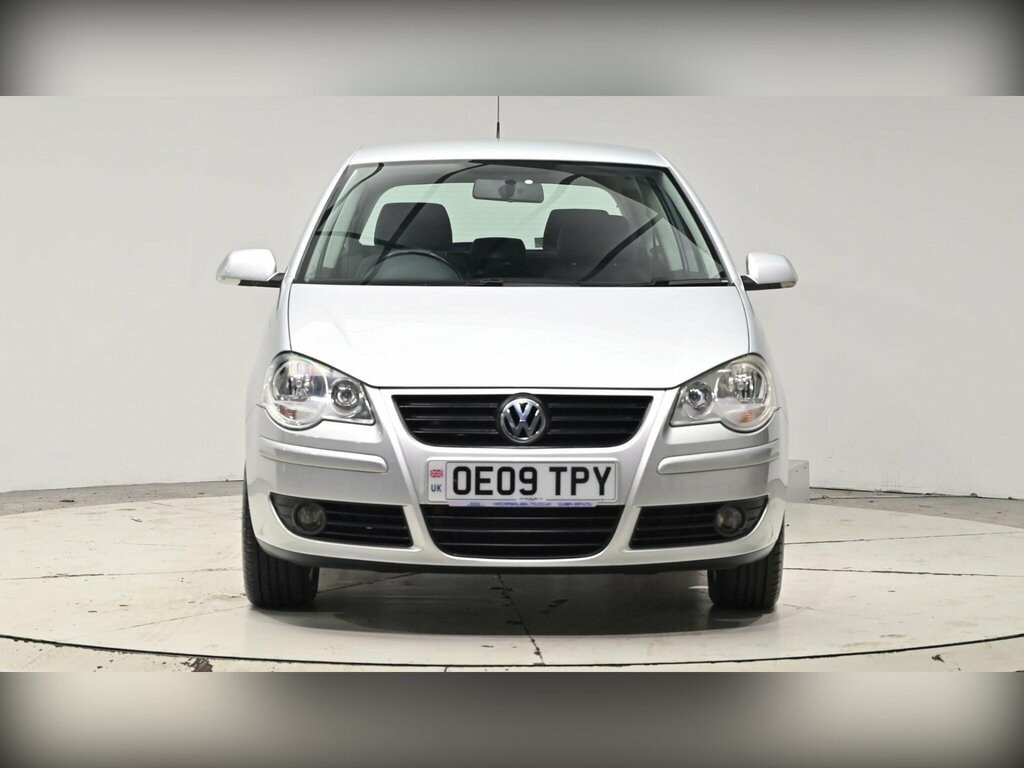 Volkswagen Polo 1.2 Match Silver #2