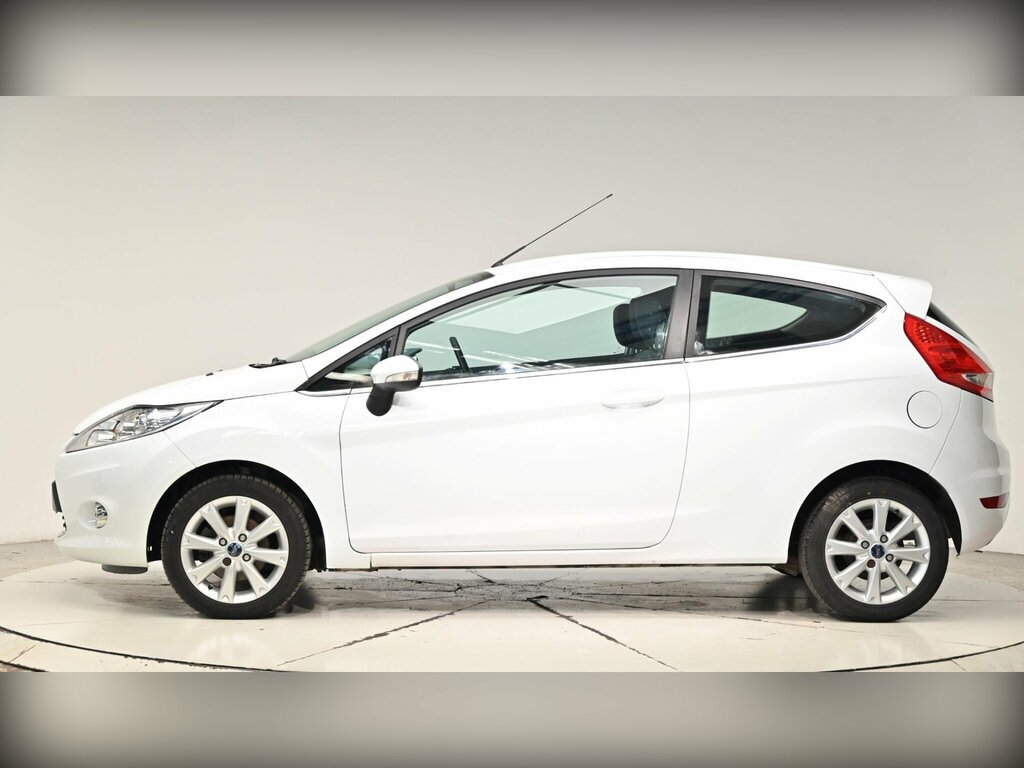 Ford Fiesta 1.4 Zetec CN10GYV White #3