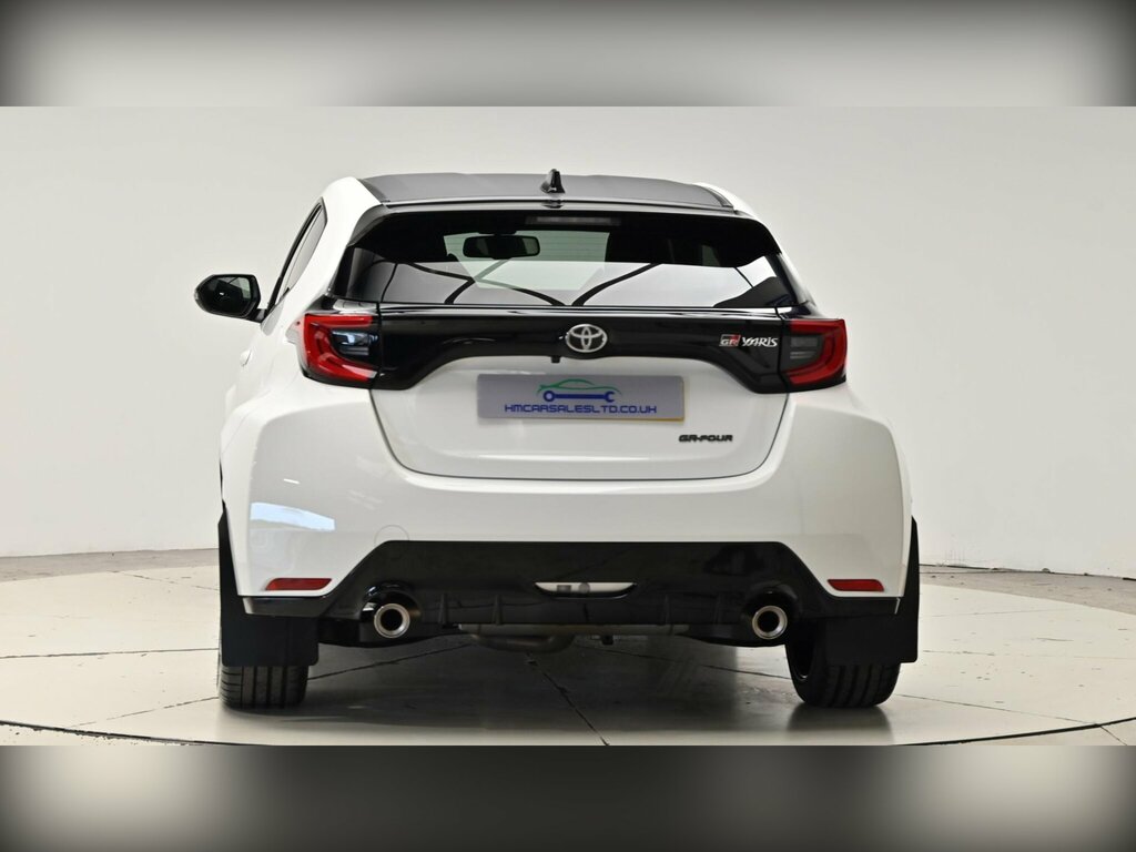 Toyota Yaris 1.6T Gr Circuit Awd Euro 6 White #5