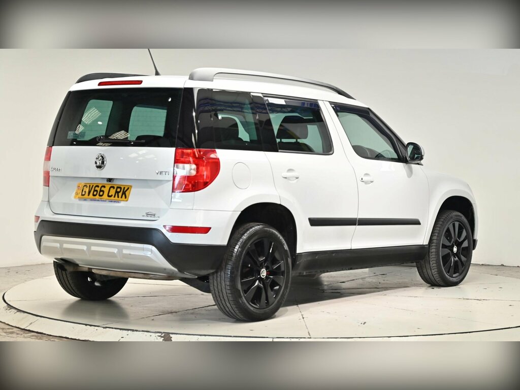 Skoda Yeti 1.2 Tsi Se L Outdoor Dsg Euro 6 Ss White #6