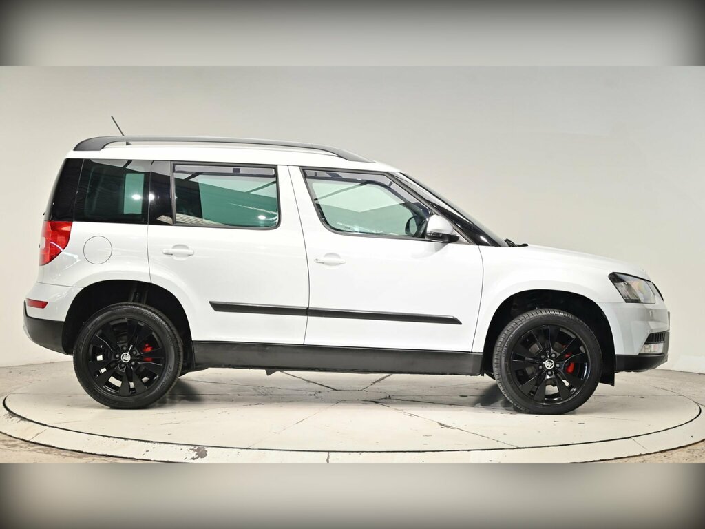 Skoda Yeti 1.2 Tsi Se L Outdoor Dsg Euro 6 Ss White #4
