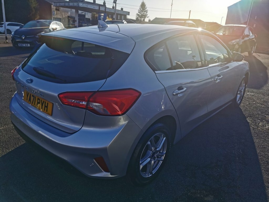 Ford Focus 1L Zetec YA71PYH Silver #6