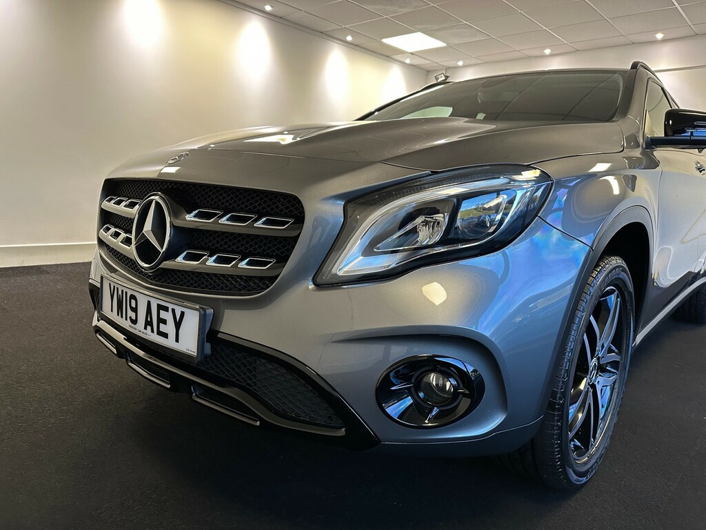 Mercedes-Benz GLA Class 1.6 Gla180 Urban Edition Suv YW19AEY Grey #5