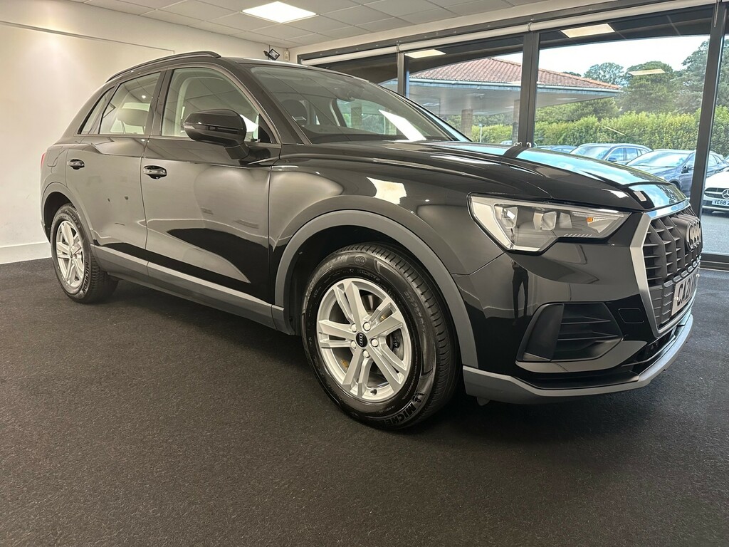 Audi Q3 1.5 Tfsi Cod 35 Technik Suv Euro CA21RMZ Black #3