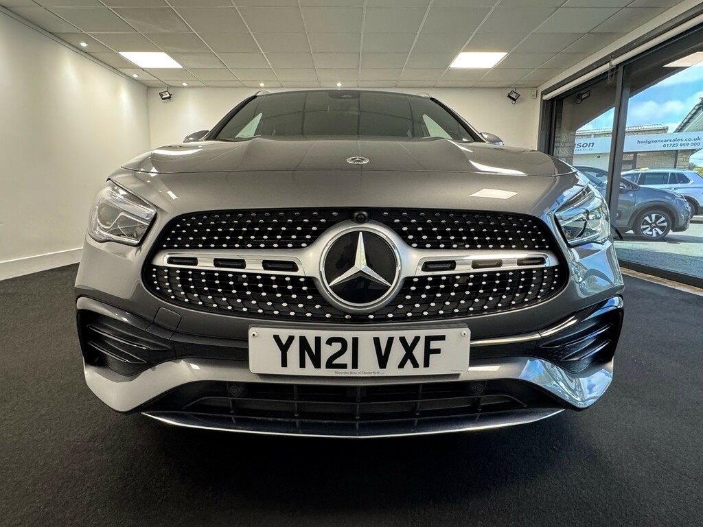 Mercedes-Benz GLA Class 1.3 Gla180 Amg Line Suv 7G-dct Euro 6 Grey #2