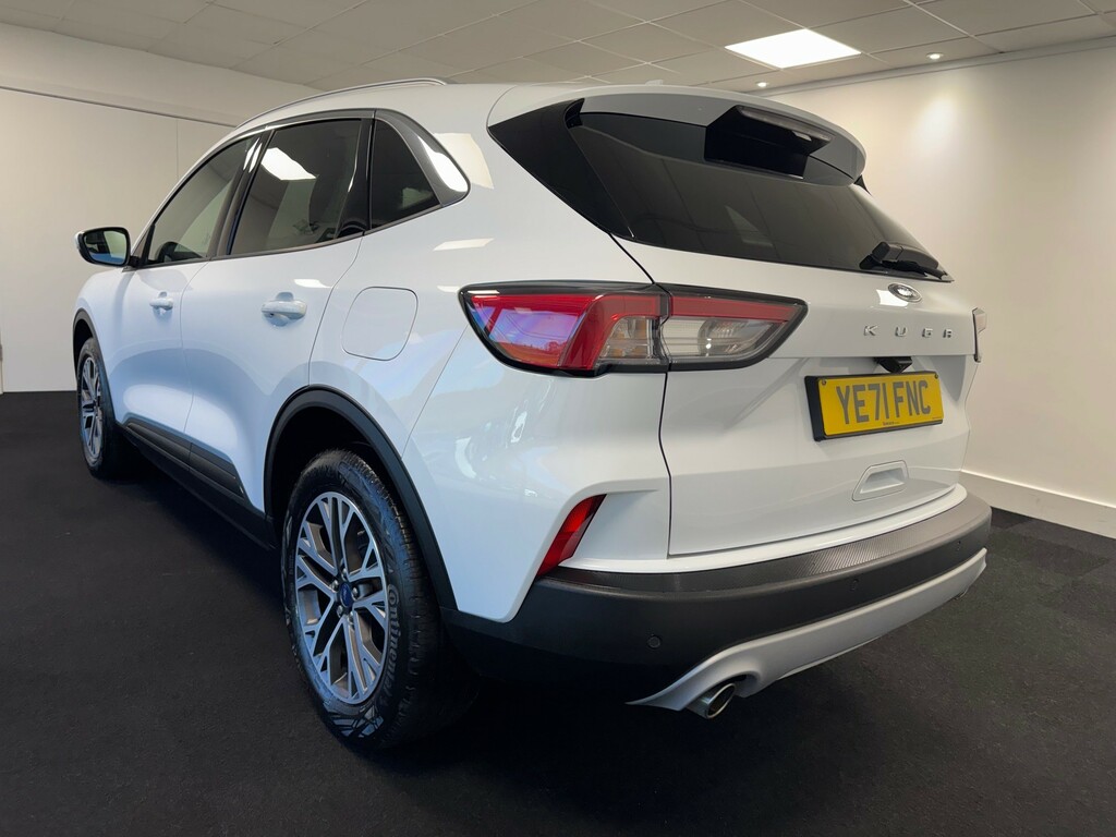 Ford Kuga 1.5 Ecoblue Titanium Edition Suv E YE71FNC White #6