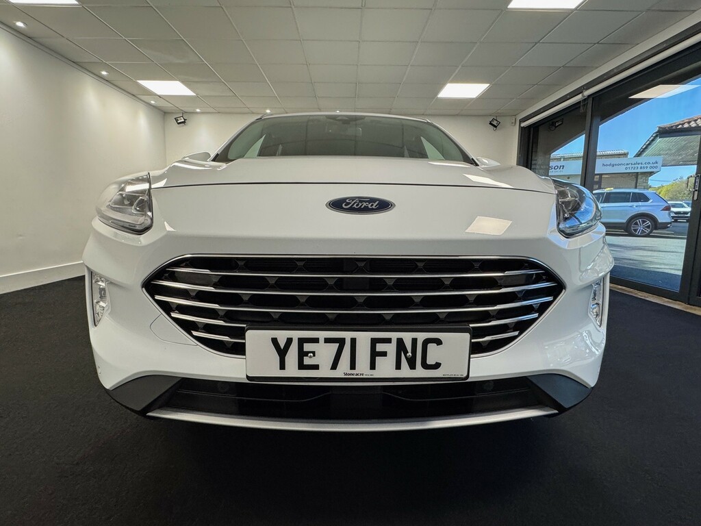 Ford Kuga 1.5 Ecoblue Titanium Edition Suv E YE71FNC White #2
