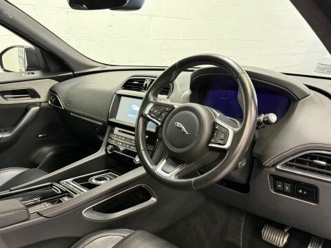 Jaguar F-Pace 2.0 D180 Chequered SC69UFS Grey #4