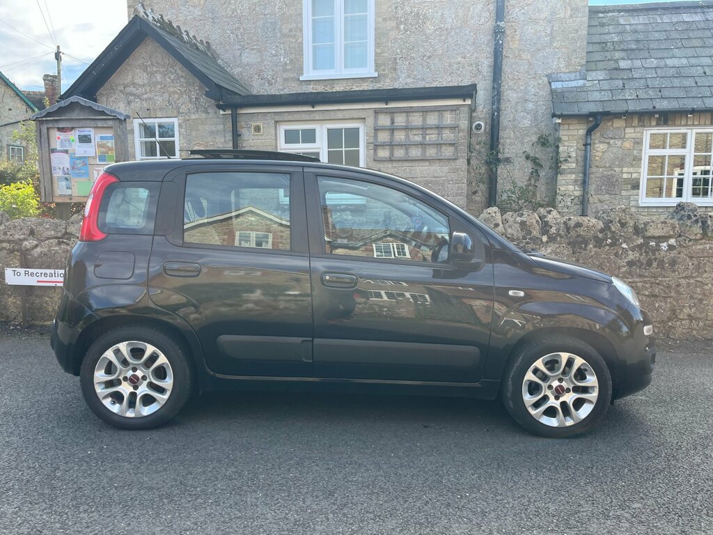 Fiat Panda 0.9 Twinair Lounge Hatchback Eur LT63YNF Black #2