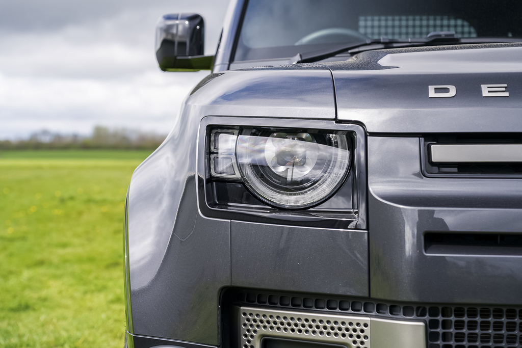 Land Rover Defender 3.0 D250 Hard Top X-dynamic Se HN25ABK Grey #4