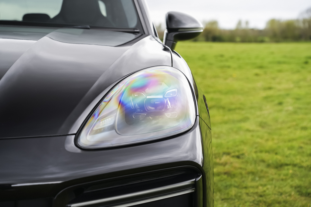 Porsche Cayenne Turbo Tiptronic S Black #6