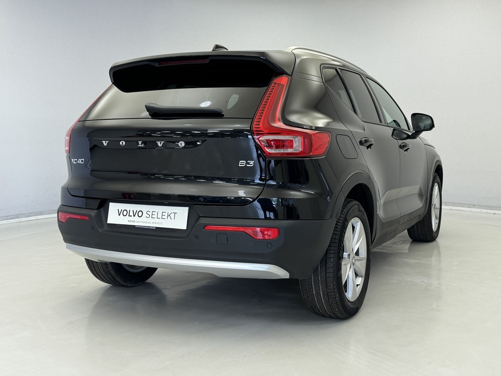Volvo XC40 2.0 B3p Core RE25LBL Black #6
