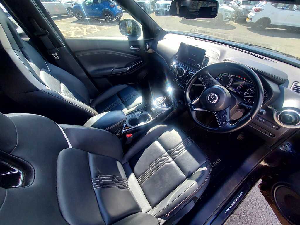 Nissan Juke 1.6 Hybrid Premiere Edition DF22WHJ Black #2