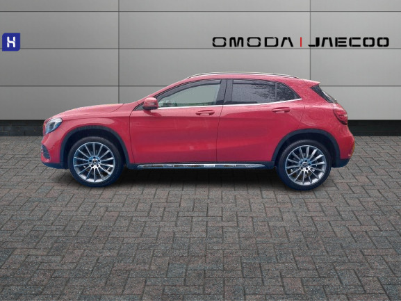 Mercedes-Benz GLA Class Gla 200 Amg Line Edition YR69VZF Red #5