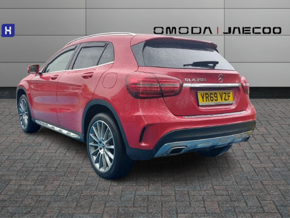 Mercedes-Benz GLA Class Gla 200 Amg Line Edition YR69VZF Red #6