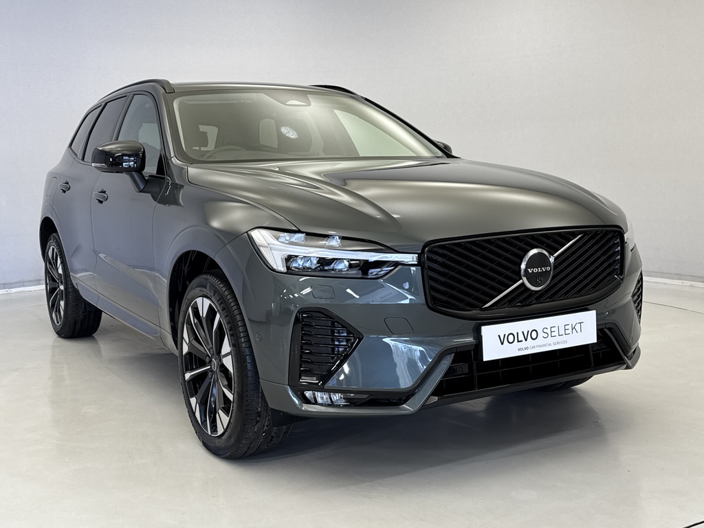 Volvo XC60 2.0 B5p Plus Pro Dark Awd Geartronic Green