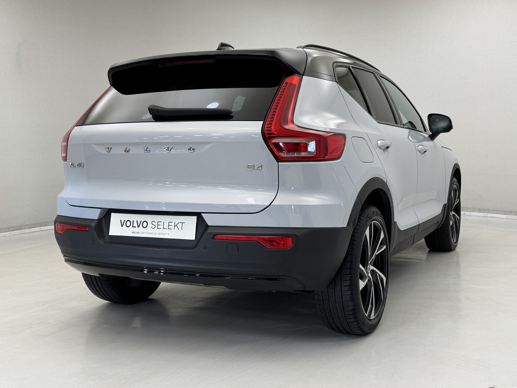 Volvo XC40 2.0 B4p R Design Pro Silver #6