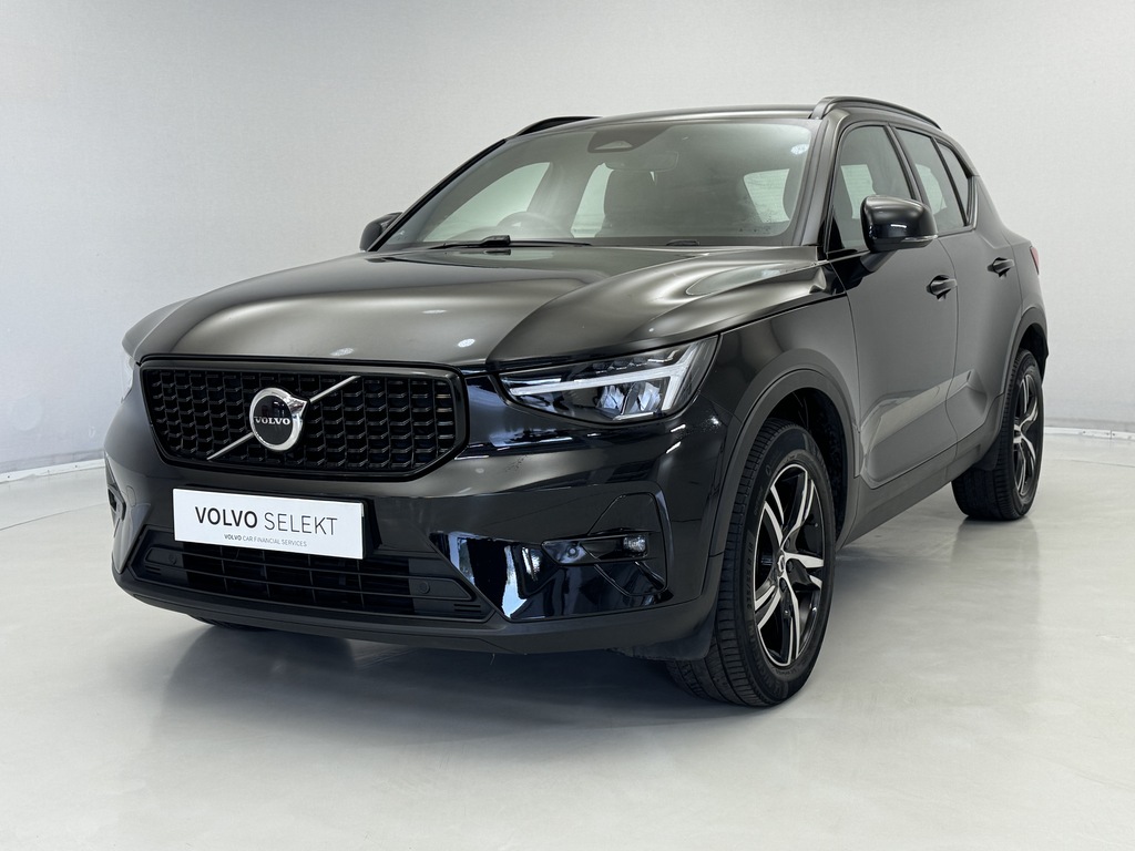 Volvo XC40 2.0 B4p Plus Dark Awd DX72LVS Black #3