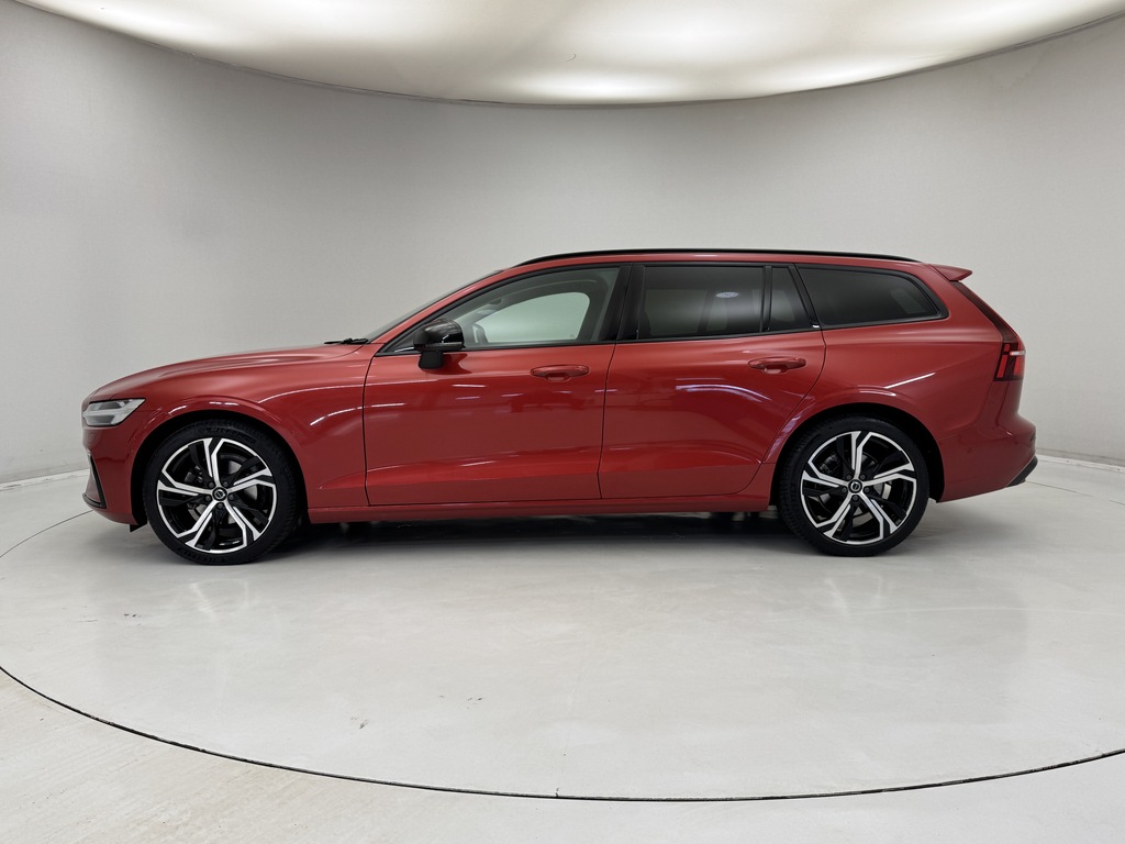 Volvo V60 2.0 B4p Ultra Dark Red #2