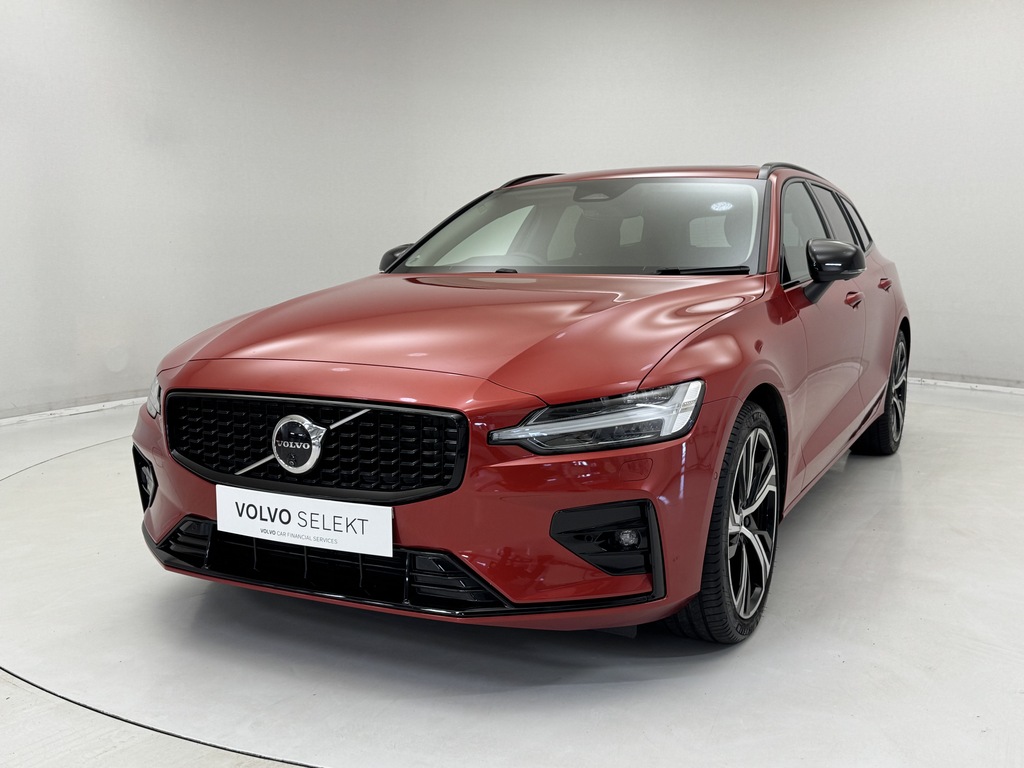 Volvo V60 2.0 B4p Ultra Dark Red #3