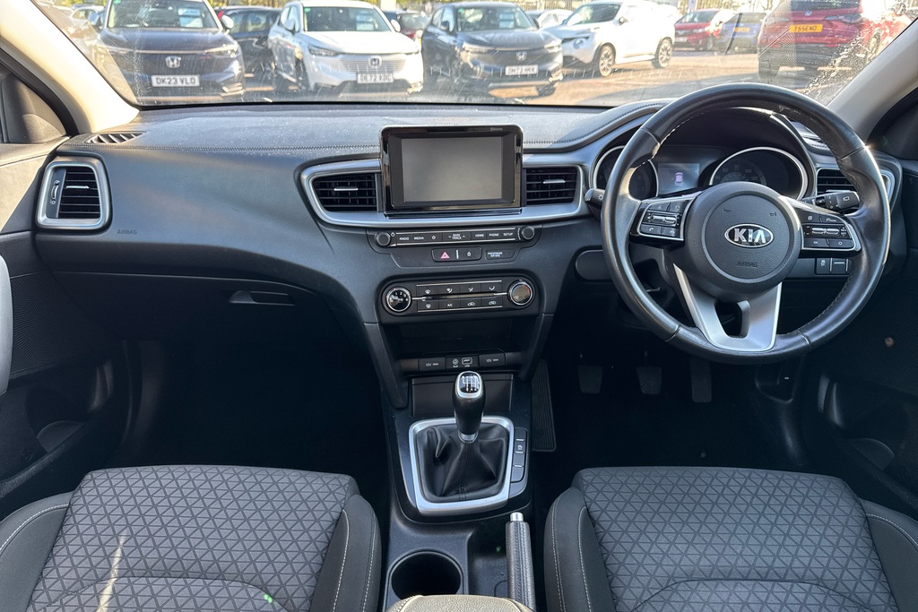 Kia Ceed 1.0T Gdi Isg 2 Nav RE19SXP White #4