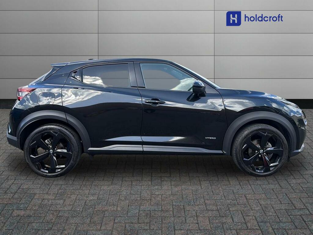 Nissan Juke 1.6 Hybrid Tekna OW74YGU Black #2