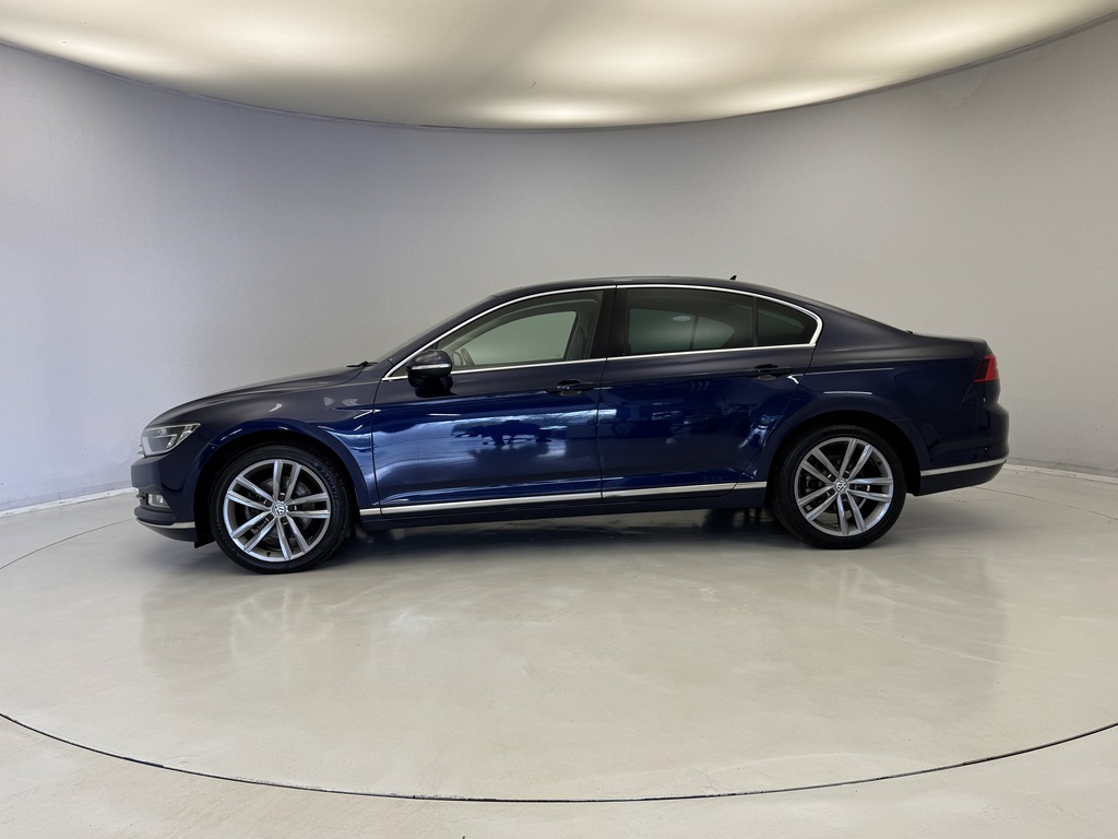 Volkswagen Passat 2.0 Tdi Gt Panoramic Roof Blue #6