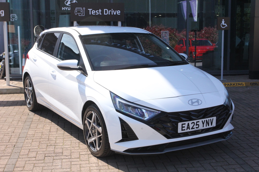 Hyundai I20 1.0T Gdi Premium Dct White