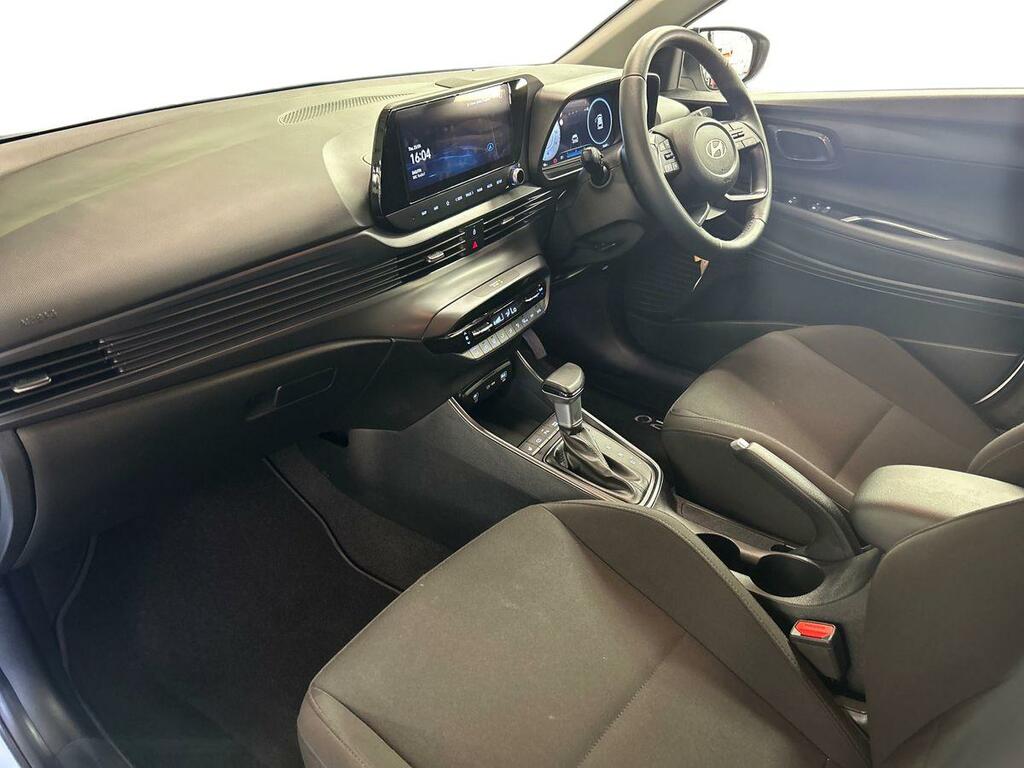 Hyundai I20 1.0T Gdi Premium Dct EA25YHX White #3