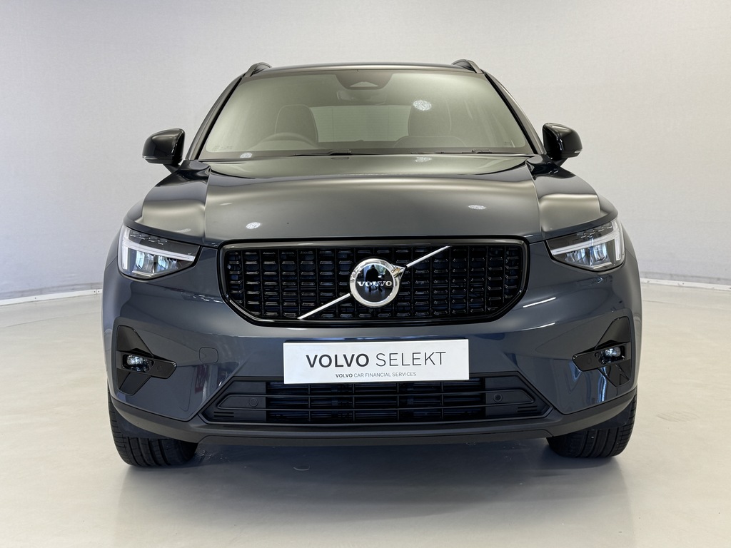 Volvo XC40 2.0 B3p Plus Dark DY75MPF Blue #4