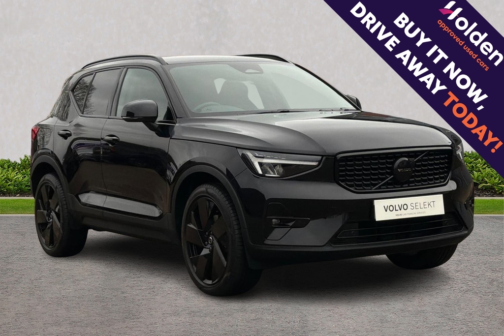 Volvo XC40 Plus Black Edition Black
