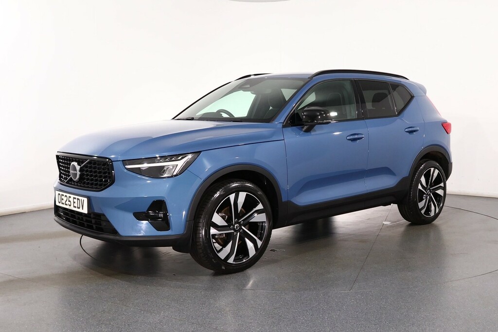 Volvo XC40 Plus Dark OE25EDV Blue #3