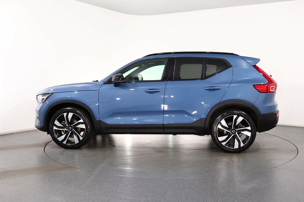 Volvo XC40 Plus Dark OE25EDV Blue #4