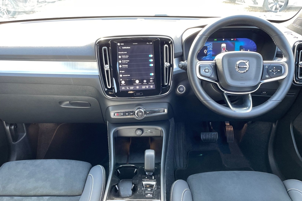 Volvo XC40 Plus Dark OV75DUU Grey #6