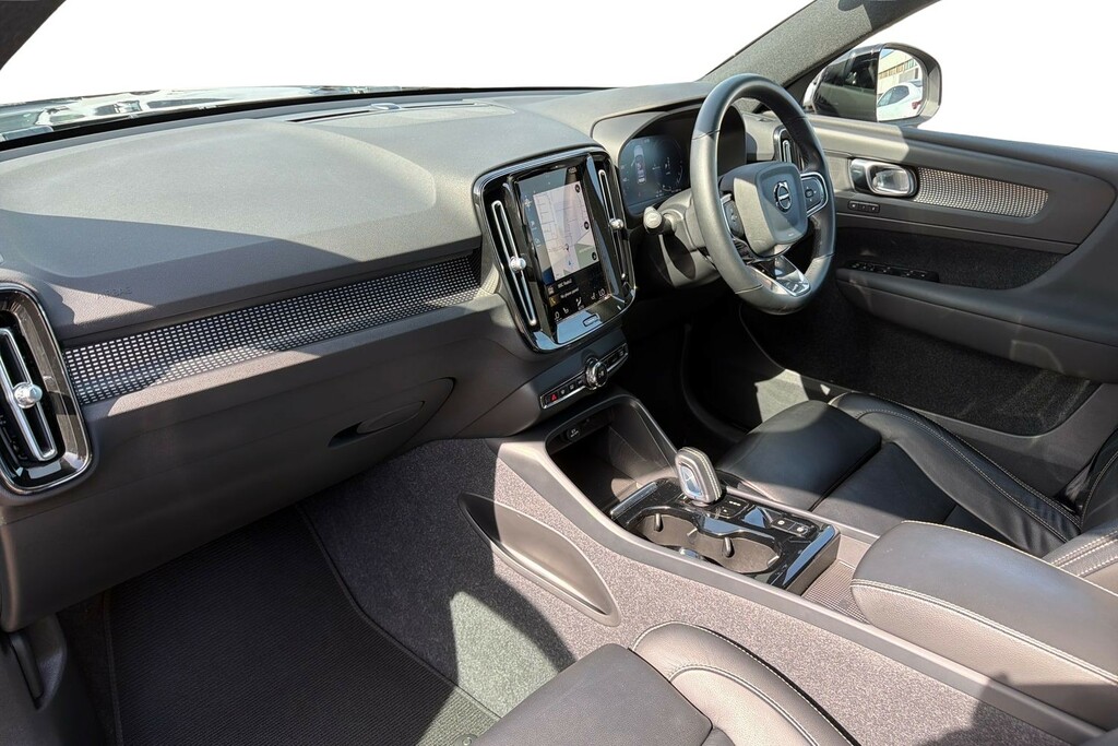 Volvo XC40 T5 Re-charge R-design Pro EU71KZF Black #2