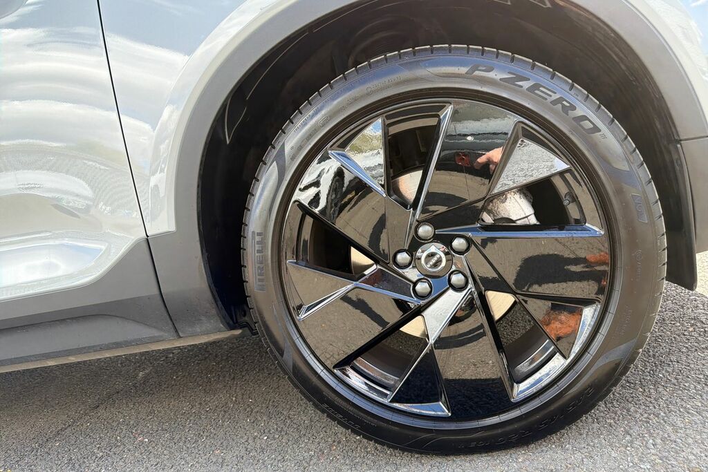 Volvo XC40 Plus Black Edition MA75NLE Grey #5