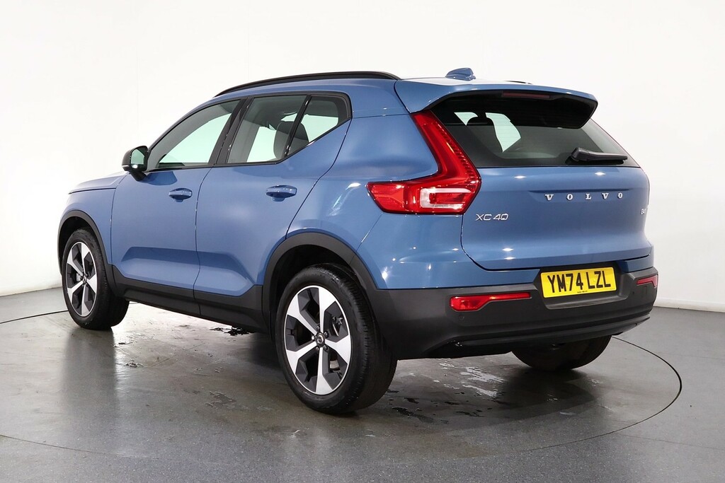 Volvo XC40 Plus Dark Blue #5