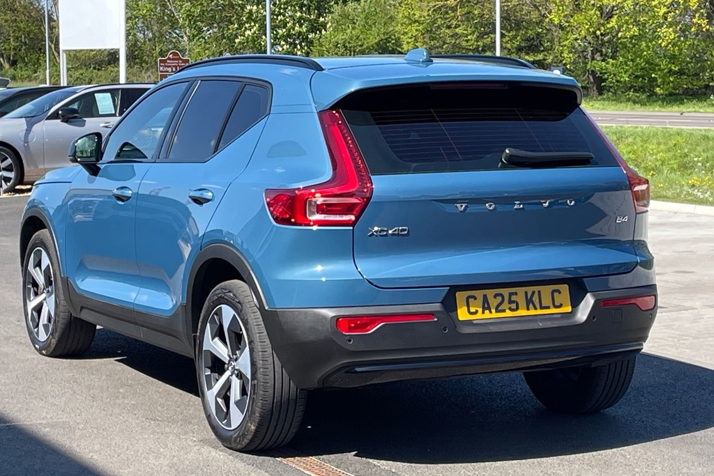 Volvo XC40 Plus Dark CA25KLC Blue #3