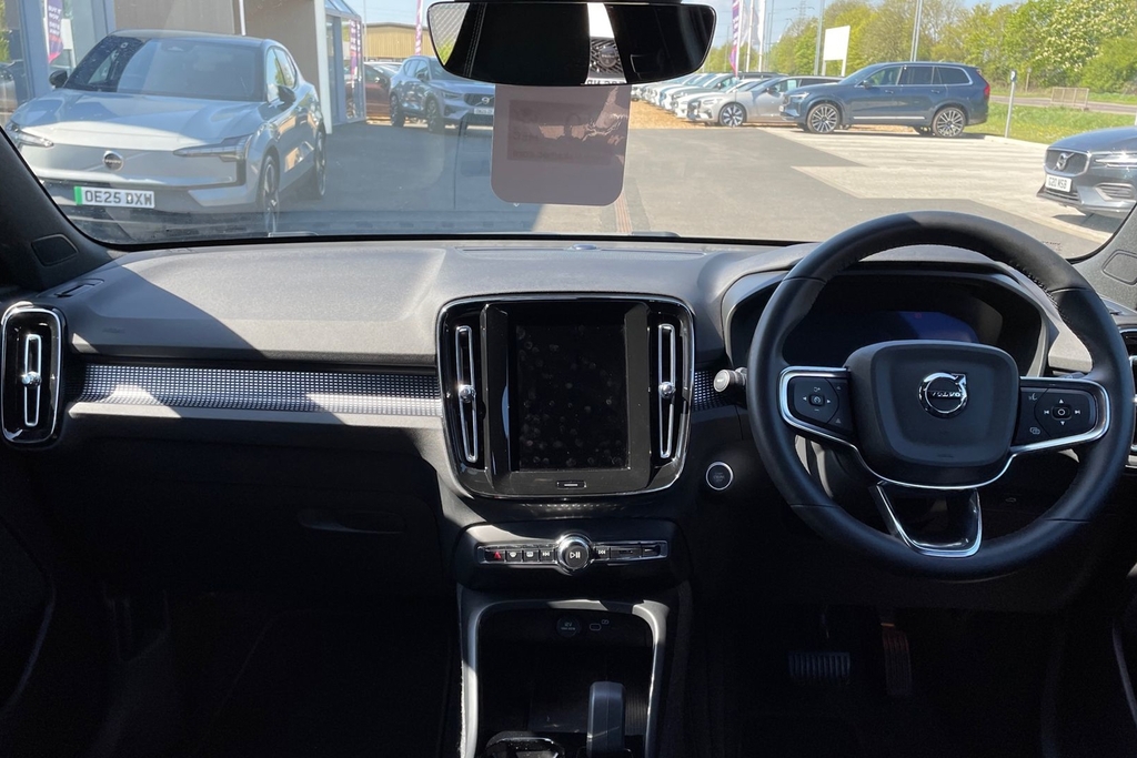 Volvo XC40 Plus Dark CA25KLC Blue #6