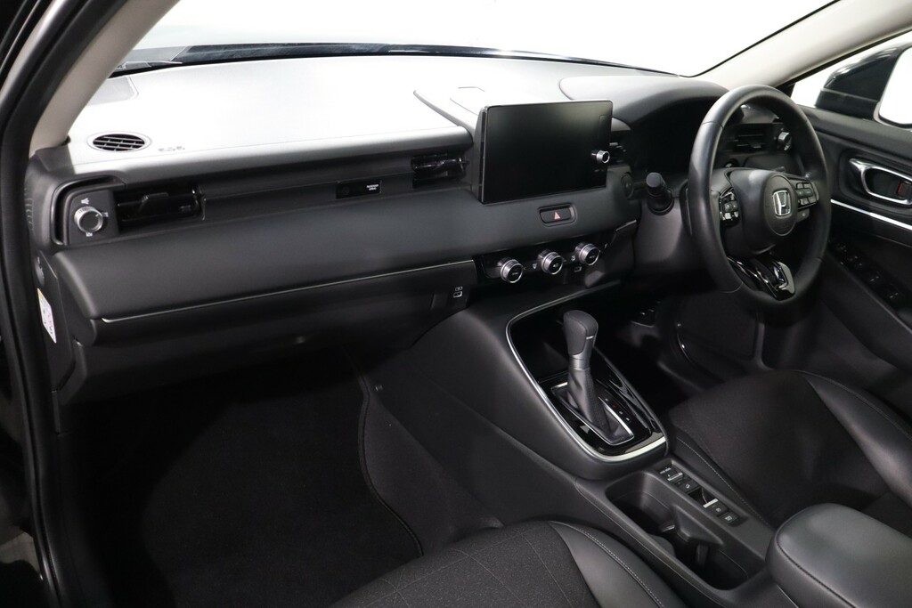Honda Hr-V Advance Black #2