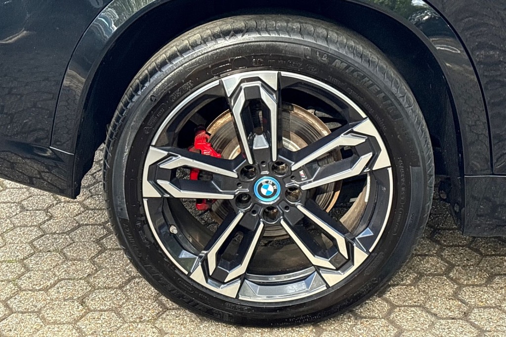 BMW X1 M Sport YA24VSM Black #5