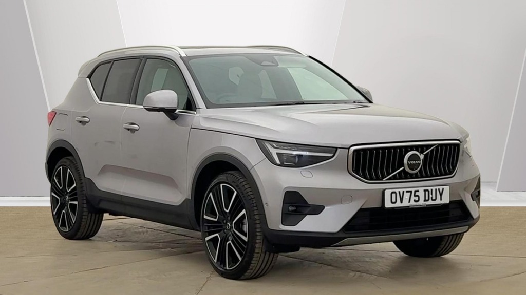 Volvo XC40 Ultra Bright Silver