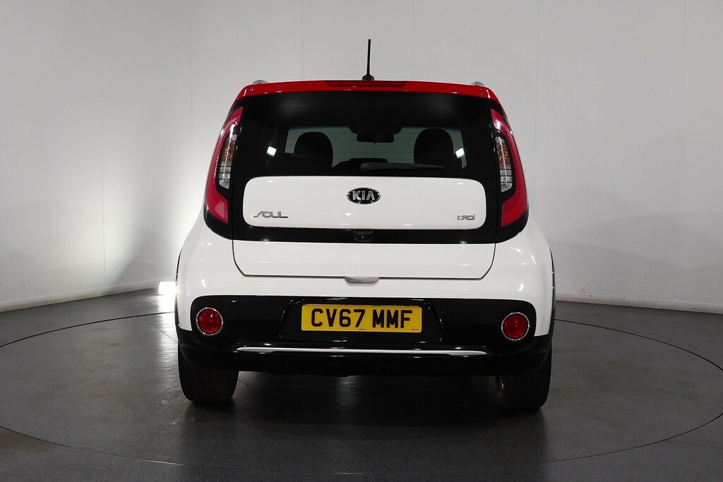 Kia Soul 1.6 Crdi 2 White #6