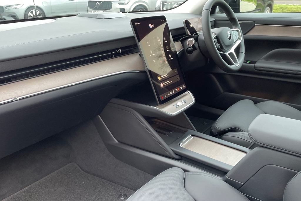 Volvo ES90 Plus AJ75BWE Black #2