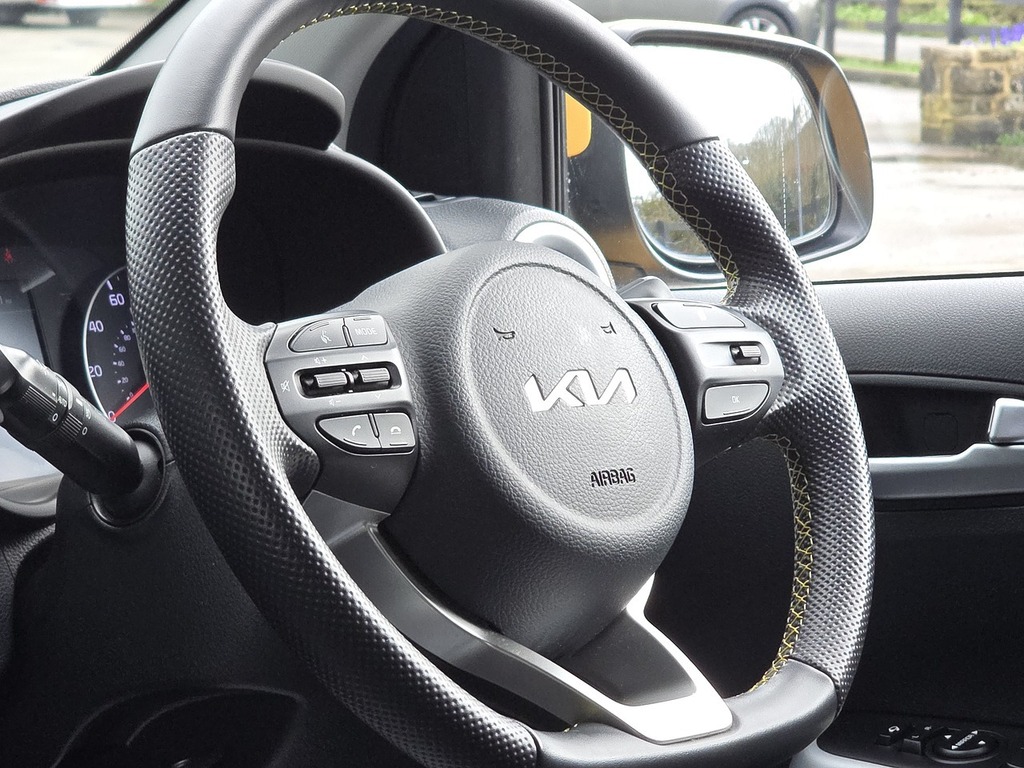 Kia Picanto Dpi X-line VU23GXO Yellow #5