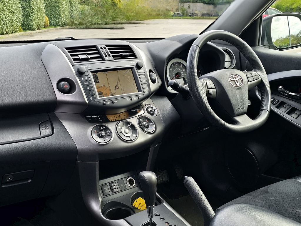 Toyota Rav 4 D-cat Sr Silver #2