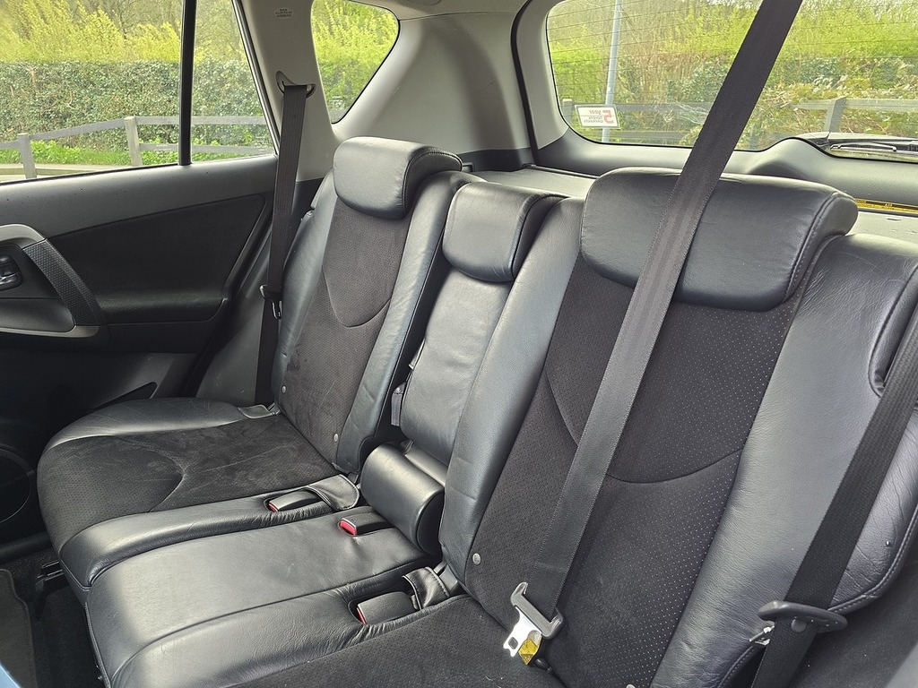 Toyota Rav 4 D-cat Sr Silver #6